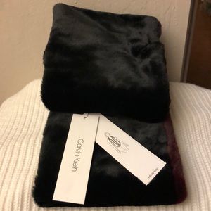 Calvin Klein infinity loop scarf, dual colors NWT